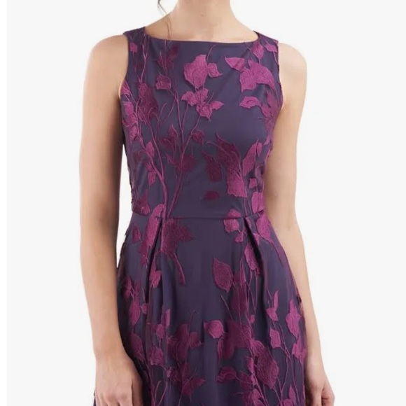 NWT JS Collection women’s embroidered boat-neck mesh dress in beautiful purple - Picture 2 of 8